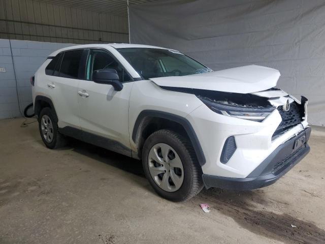 2T3F1RFV2RW417174 - 2024 TOYOTA RAV4 LE WHITE photo 4