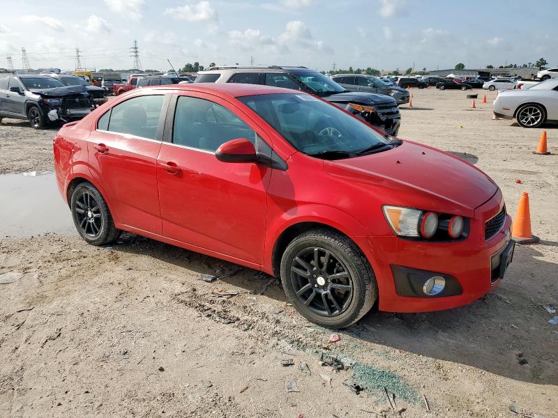 1G1JC5SHXF4156777 - 2015 CHEVROLET SONIC LT RED photo 4