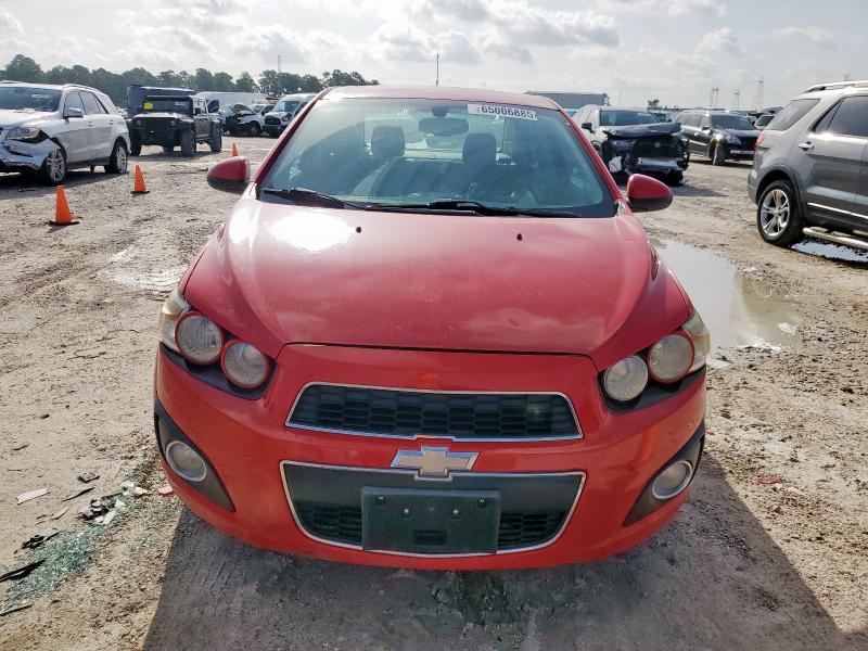 1G1JC5SHXF4156777 - 2015 CHEVROLET SONIC LT RED photo 5