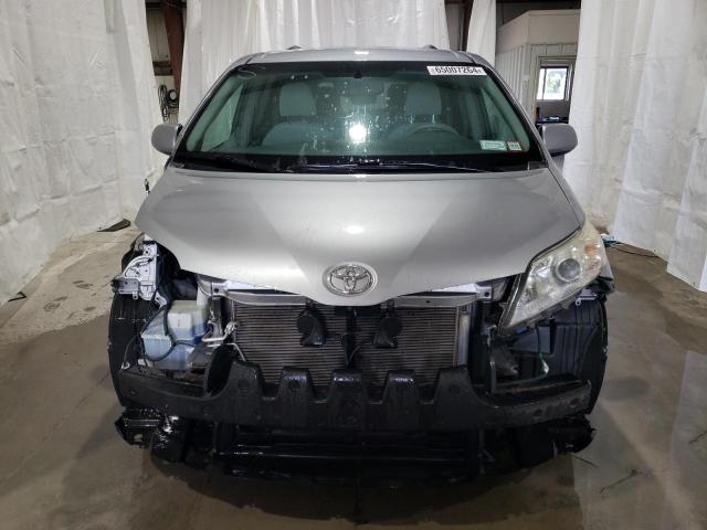 5TDKK3DC7CS181544 - 2012 TOYOTA SIENNA LE SILVER photo 5