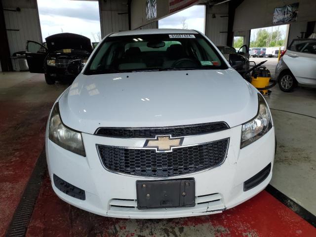 1G1PC5SH3C7224258 - 2012 CHEVROLET CRUZE LS WHITE photo 5