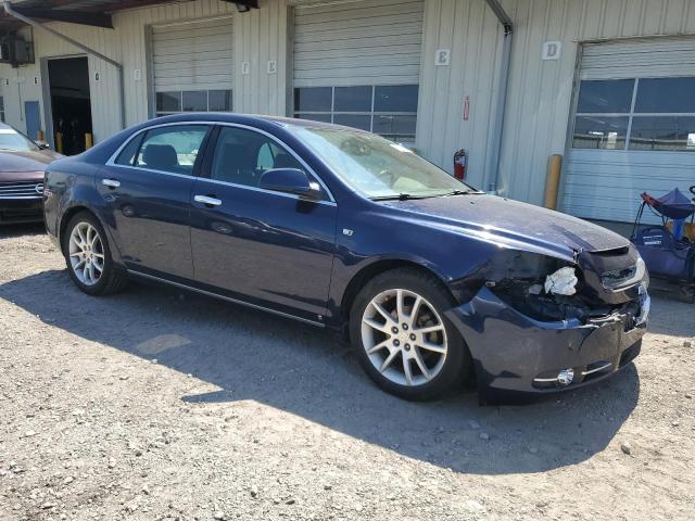 1G1ZK577984193103 - 2008 CHEVROLET MALIBU LTZ BLUE photo 4