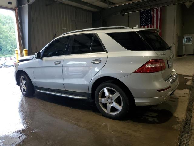 4JGDA5HB3FA493835 - 2015 MERCEDES-BENZ ML 350 4MATIC SILVER photo 2