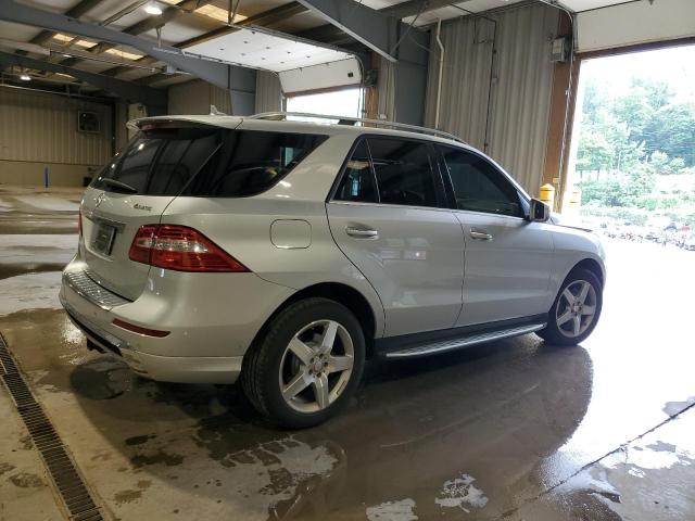 4JGDA5HB3FA493835 - 2015 MERCEDES-BENZ ML 350 4MATIC SILVER photo 3