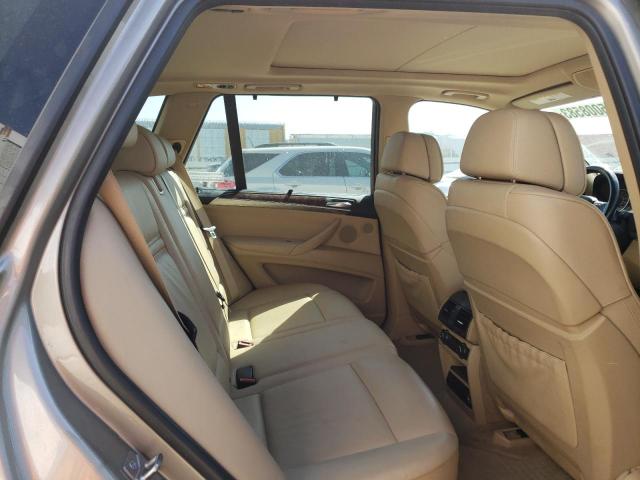 5UXZW0C5XCL663669 - 2012 BMW X5 XDRIVE35D TAN photo 10