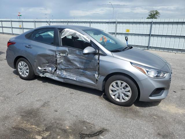 3KPC24A68NE176066 - 2022 HYUNDAI ACCENT SE SILVER photo 4