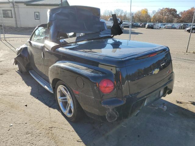 1GCES14P34B110080 - 2004 CHEVROLET SSR BLACK photo 3