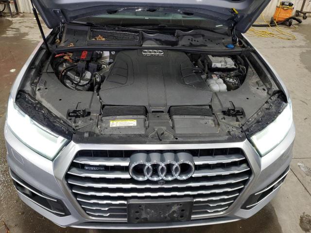 WA1VAAF71JD018900 - 2018 AUDI Q7 PRESTIGE Argent photo 12