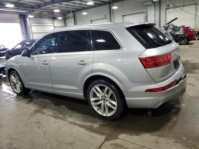 WA1VAAF71JD018900 - 2018 AUDI Q7 PRESTIGE Argent photo 2