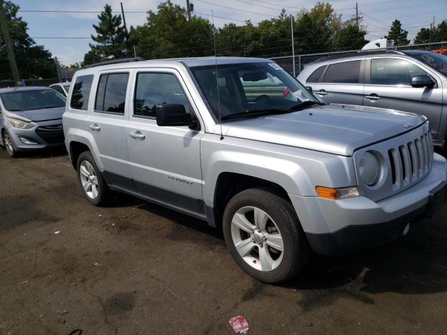 1C4NJRFB0ED509098 - 2014 JEEP PATRIOT LATITUDE SILVER photo 4