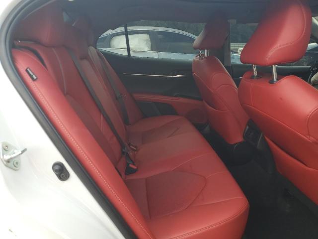 4T1K61AK2PU098752 - 2023 TOYOTA CAMRY XSE თეთრი ფოტო 10