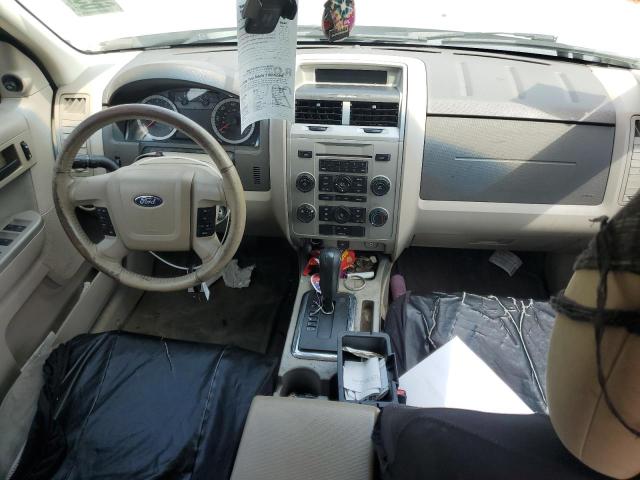 1FMCU9D73AKC75991 - 2010 FORD ESCAPE XLT თეთრი ფოტო 8