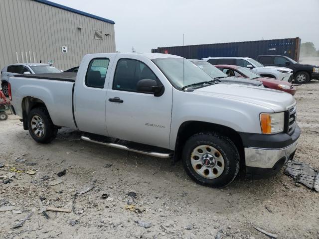 1GTSCTEX8AZ161572 - 2010 GMC SIERRA C1500 SILVER photo 4