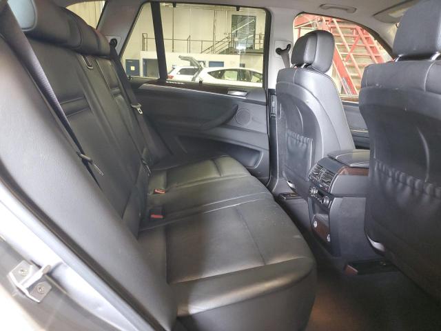 5UXZV8C59D0C14927 - 2013 BMW X5 XDRIVE50I GRAY photo 11