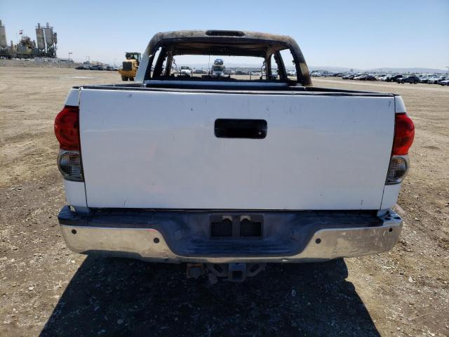 5TBEV54127S456668 - 2007 TOYOTA TUNDRA CREWMAX SR5 WHITE photo 6