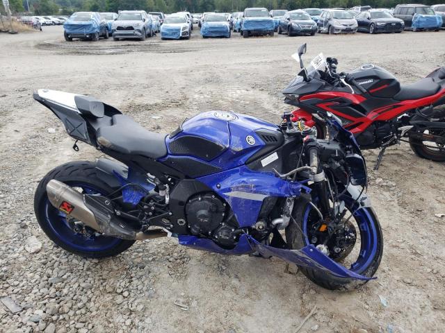 2021 YAMAHA YZFR1, 