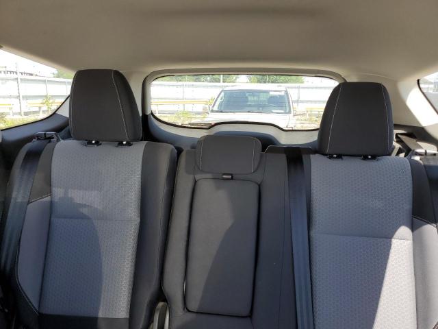 1FMCU9GD6HUC63656 - 2017 FORD ESCAPE SE SILVER photo 10