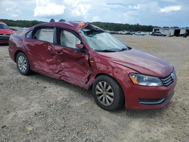 1VWAT7A31FC093905 - 2015 VOLKSWAGEN PASSAT S RED photo 4