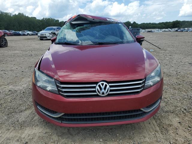 1VWAT7A31FC093905 - 2015 VOLKSWAGEN PASSAT S RED photo 5