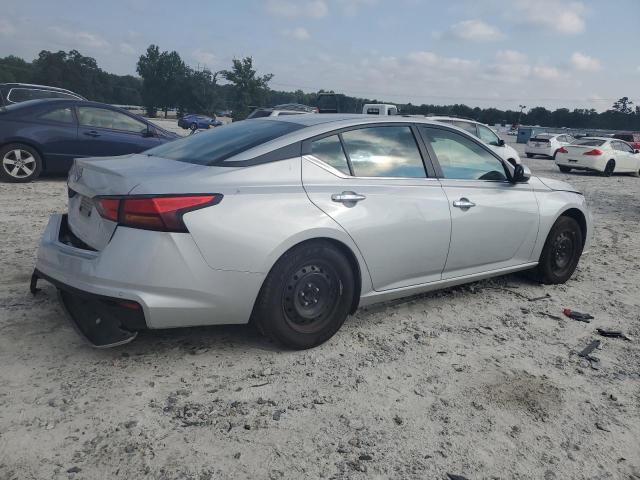 1N4BL4BV9PN384685 - 2023 NISSAN ALTIMA S SILVER photo 3