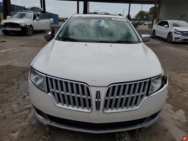 3LNHL2GC7BR756493 - 2011 LINCOLN MKZ WHITE photo 5