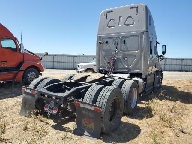 3AKJHHDRXLSLM5430 - 2020 FREIGHTLINER CASCADIA 1 GRAY photo 4