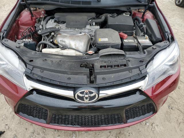 4T1BF1FK9GU599761 - 2016 TOYOTA CAMRY LE RED photo 11