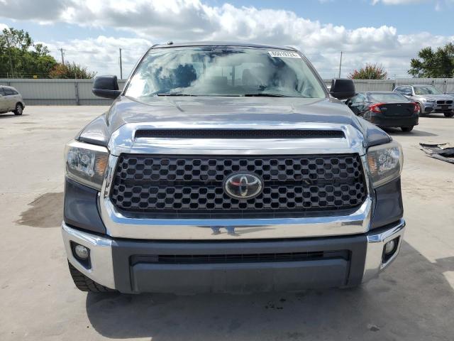 5TFRM5F15KX137146 - 2019 TOYOTA TUNDRA DOUBLE CAB SR/SR5 GRAY photo 5