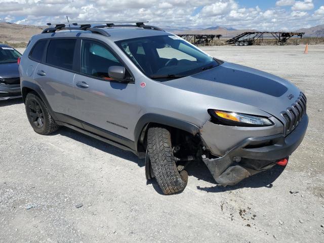 1C4PJMBX0JD527477 - 2018 JEEP CHEROKEE TRAILHAWK SILVER photo 4