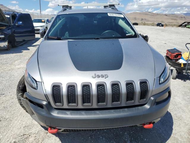 1C4PJMBX0JD527477 - 2018 JEEP CHEROKEE TRAILHAWK SILVER photo 5