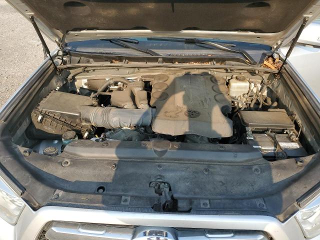 JTEBU5JR5B5072689 - 2011 TOYOTA 4RUNNER SR5 SILVER photo 11