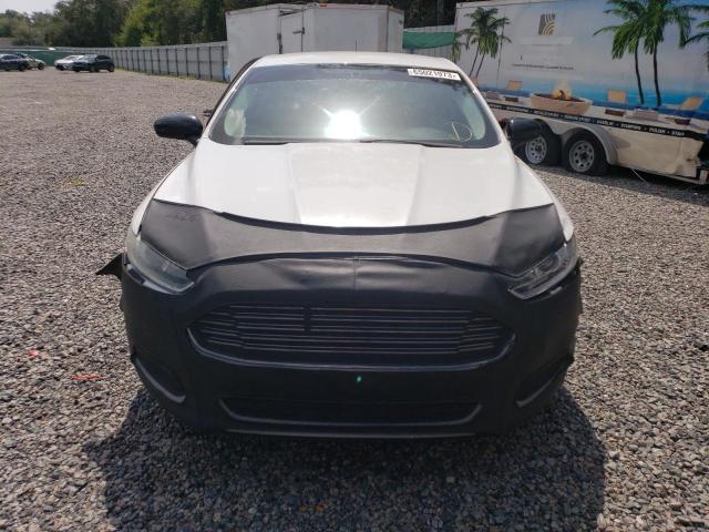 3FA6P0G71DR221627 - 2013 FORD FUSION S WHITE photo 5