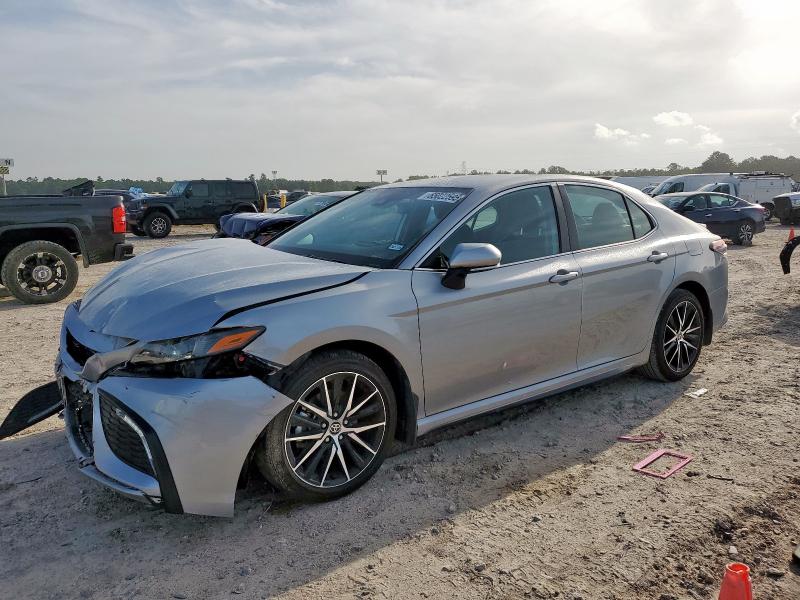 4T1G11AK8RU196899 - 2024 TOYOTA CAMRY SE NIGHT SHADE SILVER photo 1