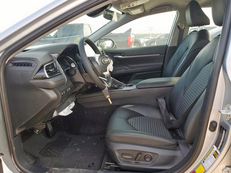 4T1G11AK8RU196899 - 2024 TOYOTA CAMRY SE NIGHT SHADE SILVER photo 7