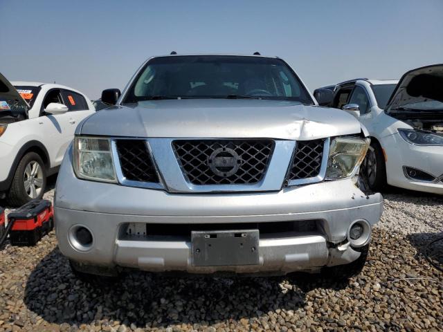 5N1AR18W86C605590 - 2006 NISSAN PATHFINDER LE SILVER photo 5