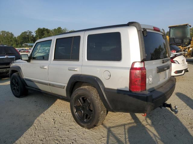 1J8HG48K97C632136 - 2007 JEEP COMANDER SILVER photo 2