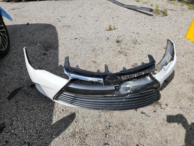 4T1BF1FK0HU368135 - 2017 TOYOTA CAMRY LE 白色 照片 12