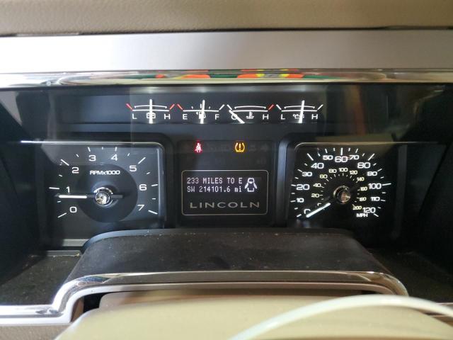 5LMJJ2J50AEJ00250 - 2010 LINCOLN NAVIGATOR WHITE photo 9