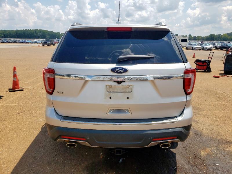 1FM5K7D84JGB39271 - 2018 FORD EXPLORER XLT Silber Foto 6