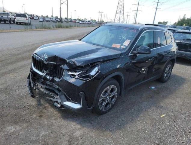 WBX73EF07P5W63902 - 2023 BMW X1 XDRIVE28I BLACK photo 2