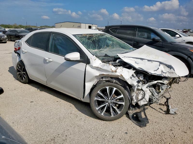 5YFBURHE2JP768300 - 2018 TOYOTA COROLLA L WHITE photo 4