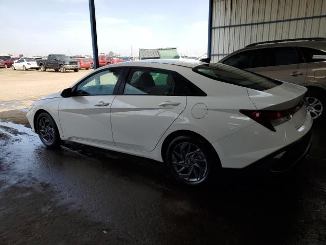 KMHLM4DG7RU676852 - 2024 HYUNDAI ELANTRA SEL WHITE photo 2