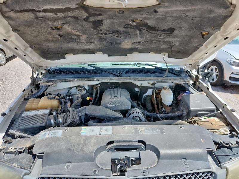 1GCHC24U54E203476 - 2004 CHEVROLET SILVERADO C2500 HEAVY DUTY WHITE photo 11