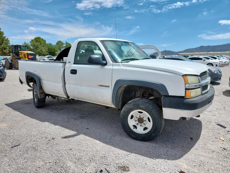 1GCHC24U54E203476 - 2004 CHEVROLET SILVERADO C2500 HEAVY DUTY WHITE photo 4
