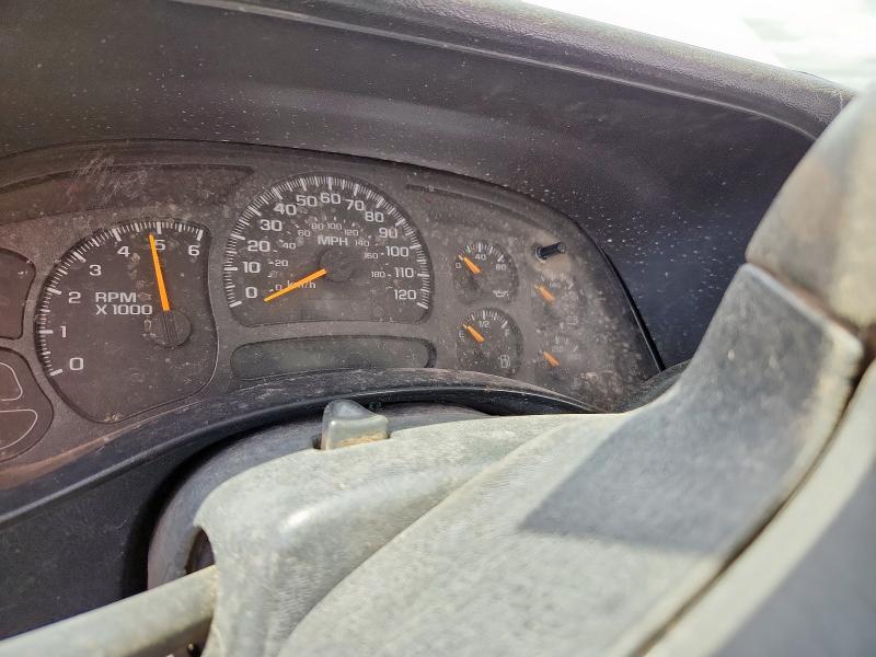 1GCHC24U54E203476 - 2004 CHEVROLET SILVERADO C2500 HEAVY DUTY WHITE photo 9