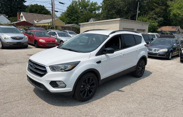 1FMCU0GD8KUA07327 - 2019 FORD ESCAPE SE WHITE photo 2