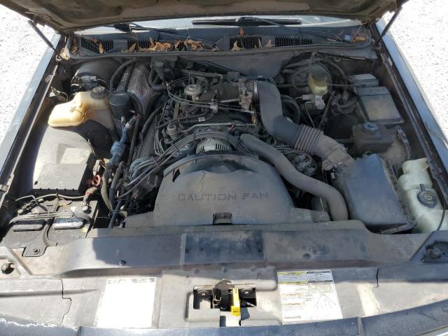 1LNLM81WXVY745863 - 1997 LINCOLN TOWN CAR EXECUTIVE BLACK photo 11