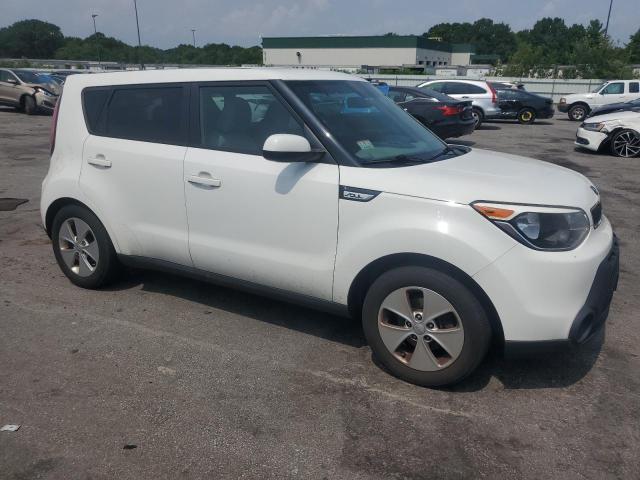 KNDJN2A24G7257360 - 2016 KIA SOUL WHITE photo 4