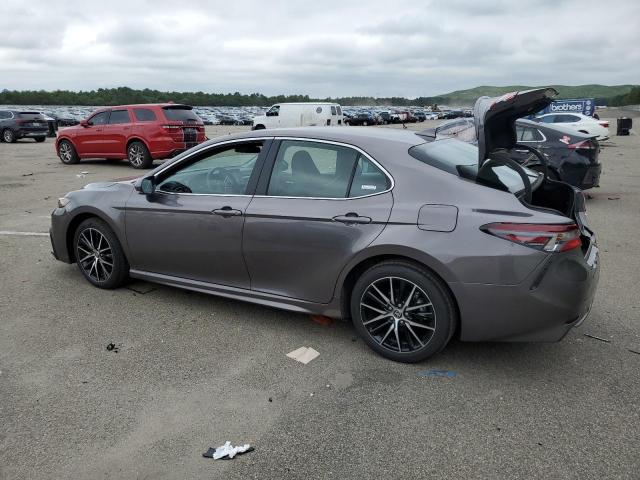 4T1G11BK7PU091976 - 2023 TOYOTA CAMRY SE NIGHT SHADE GRAY photo 2