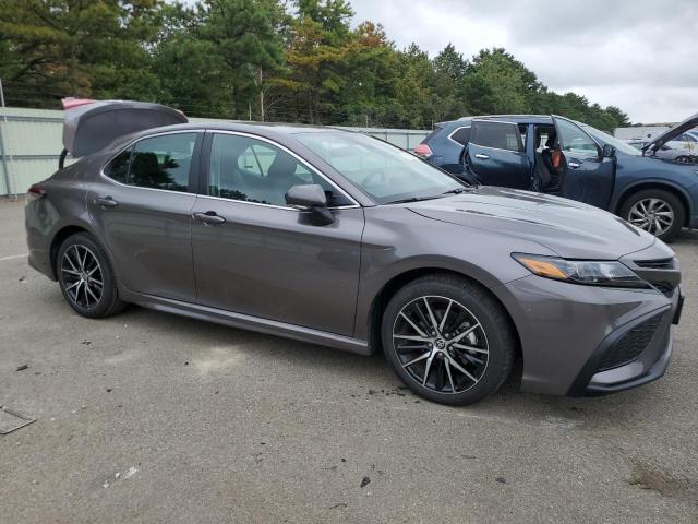 4T1G11BK7PU091976 - 2023 TOYOTA CAMRY SE NIGHT SHADE GRAY photo 4